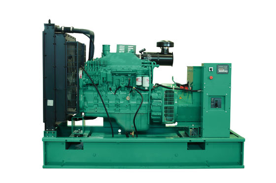 নন-স্টপ পাওয়ার সাপ্লাইয়ের জন্য 100KW পাওয়ার আউটপুট সহ বৃষ্টি প্রতিরোধী জেনারেটর